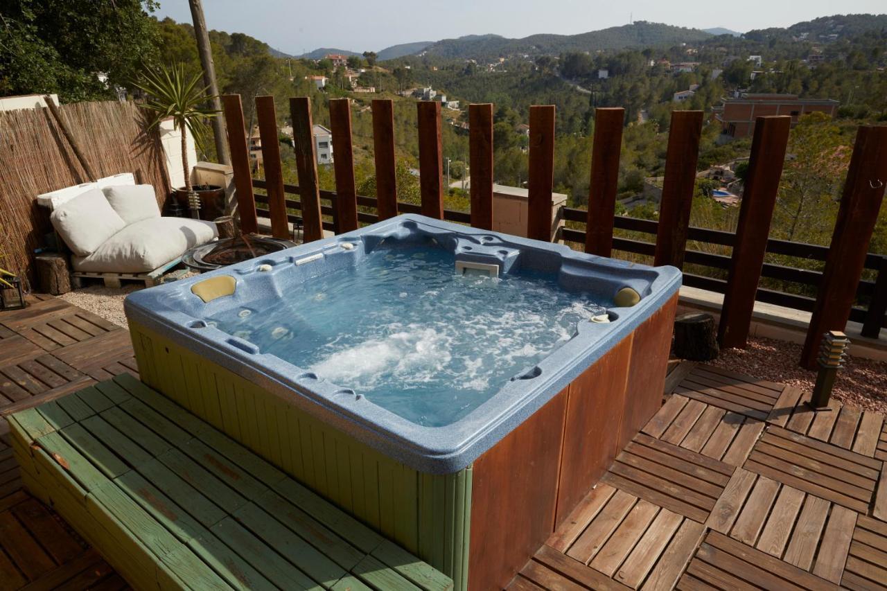 Amazing Vila Close To Sitges, Jacuzzi, Swimming Pool & Exellent Views Olivella Екстериор снимка