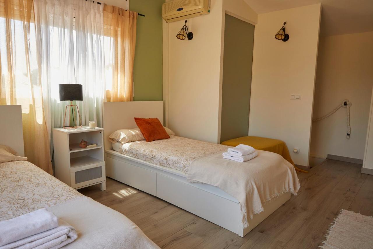 Amazing Vila Close To Sitges, Jacuzzi, Swimming Pool & Exellent Views Olivella Екстериор снимка