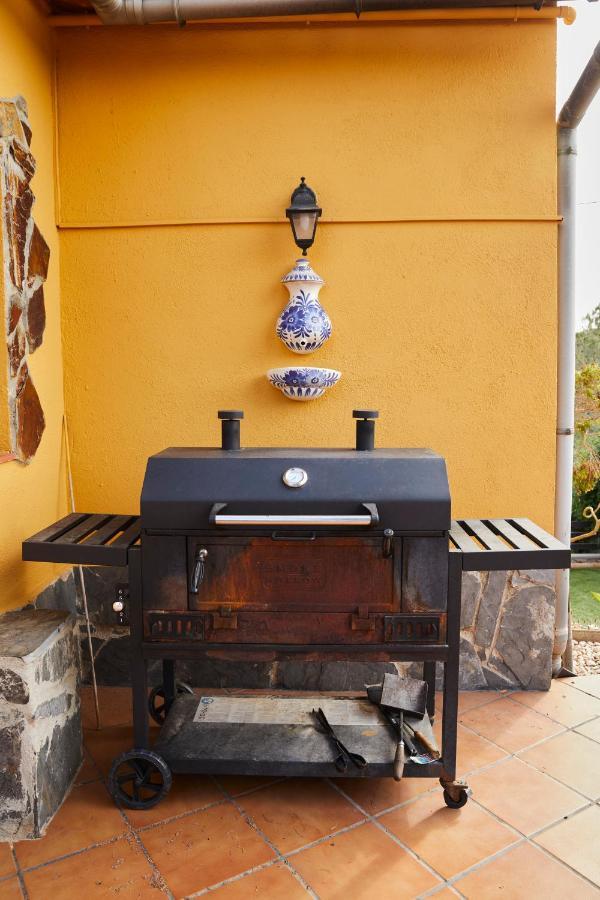 Amazing Vila Close To Sitges, Jacuzzi, Swimming Pool & Exellent Views Olivella Екстериор снимка