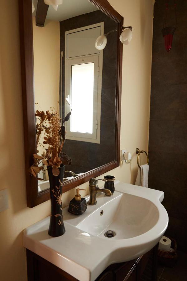 Amazing Vila Close To Sitges, Jacuzzi, Swimming Pool & Exellent Views Olivella Екстериор снимка